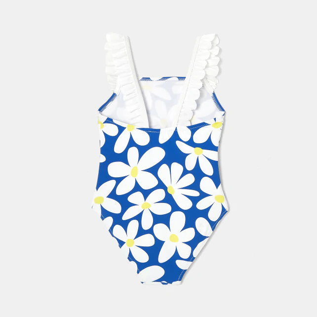 Girl swimsuit