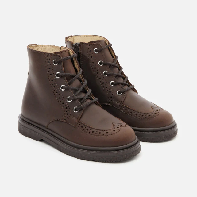 Boy leather boots