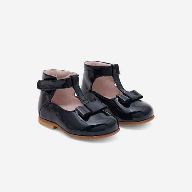 Baby girl pre-walker T-strap shoes