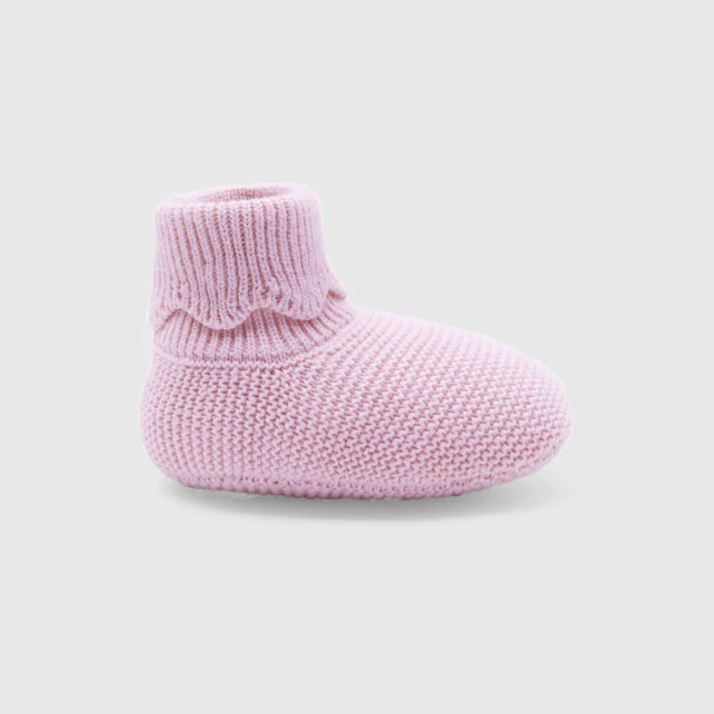 Baby girl knit booties